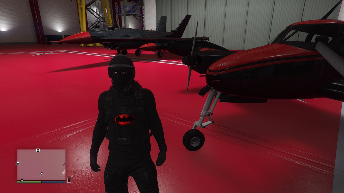 BatClanGaming's tweet photo. Our black and red jet! 😍 #GTA5 https://t.co/Puys7peiPS
