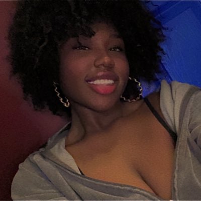 itzzzzmomo's tweet photo. #AfroGoddess✨ https://t.co/1nnqrwPbYC