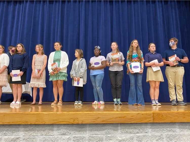 WFMSthebest's tweet photo. Congratulations to our middle school Young Authors Contest winners who were recognized at the reception this evening 💙 Go Saints! https://t.co/wT0Fc5SYHi