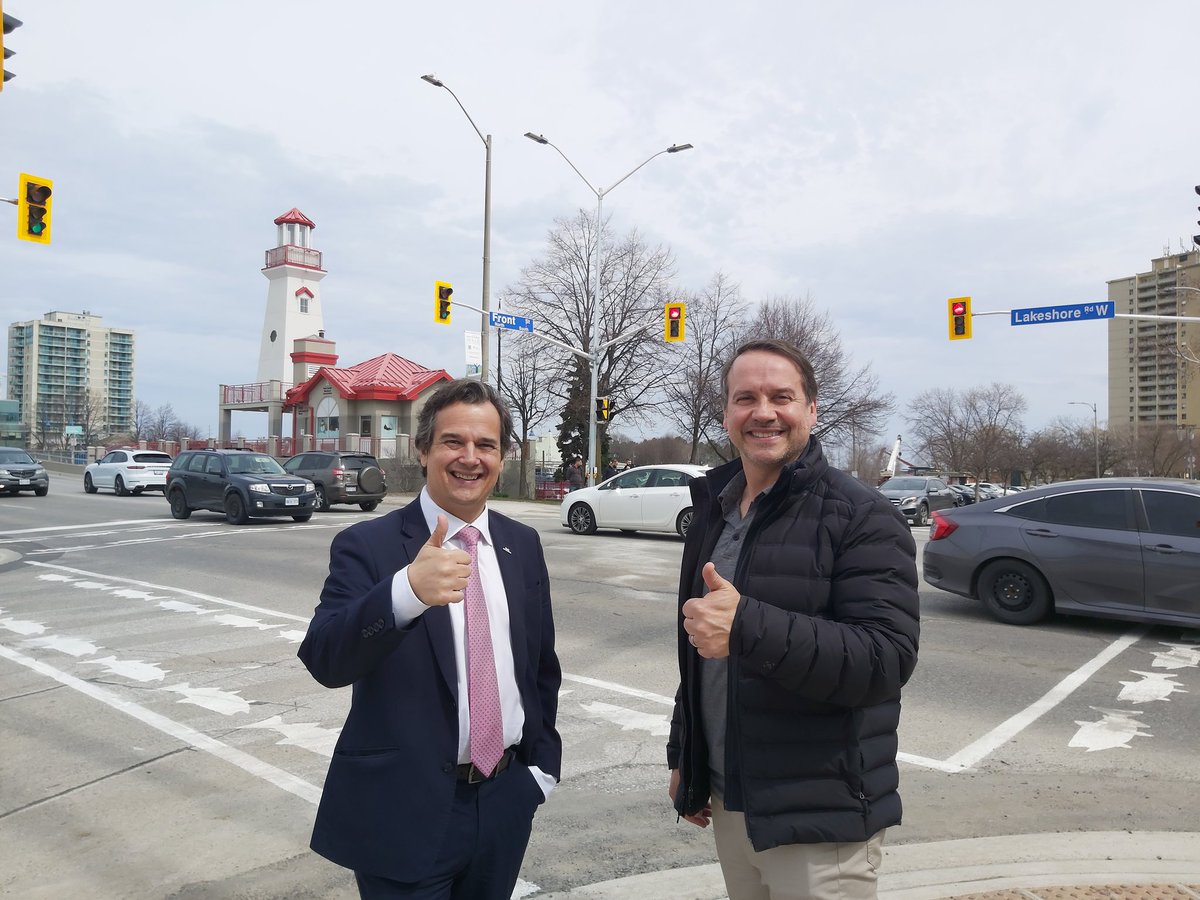 DaskoWard1's tweet photo. WARD 1 UPDATE
New Lights &amp; Salmon Crosswalks at Front &amp; Lakeshore
After reaching out to the Port Credit BIA, Presidents of local Ratepayer groups, Port Credit Heritage District, &amp; local residents, I initiated this project for of our community
 #Ward1 #mississauga #collaboration https://t.co/EwXJSrSCap