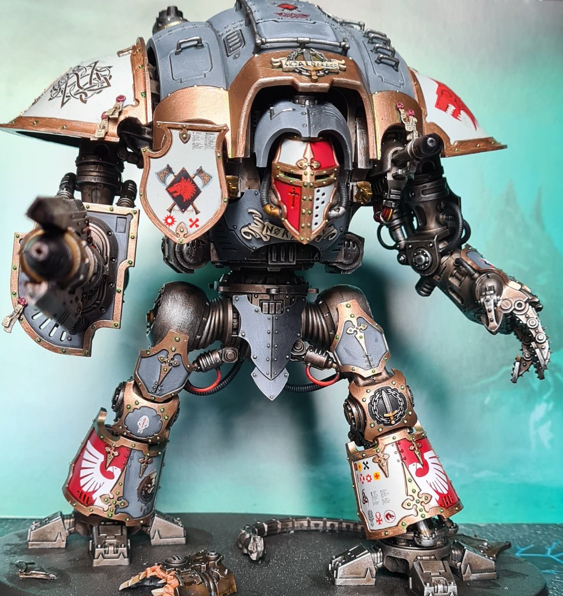 HandsVsWorld's tweet photo. Knight Preceptor Skjaldmær of the Noble House Nørskov.
#WarhammerCommunity #ImperialKnights #KnightPreceptor #KnightPilot #KnightHouse #Warhamner40000 #Warhammer40k #ArmigerWarglaive #HouseNorsko https://t.co/zSnctYtXRa