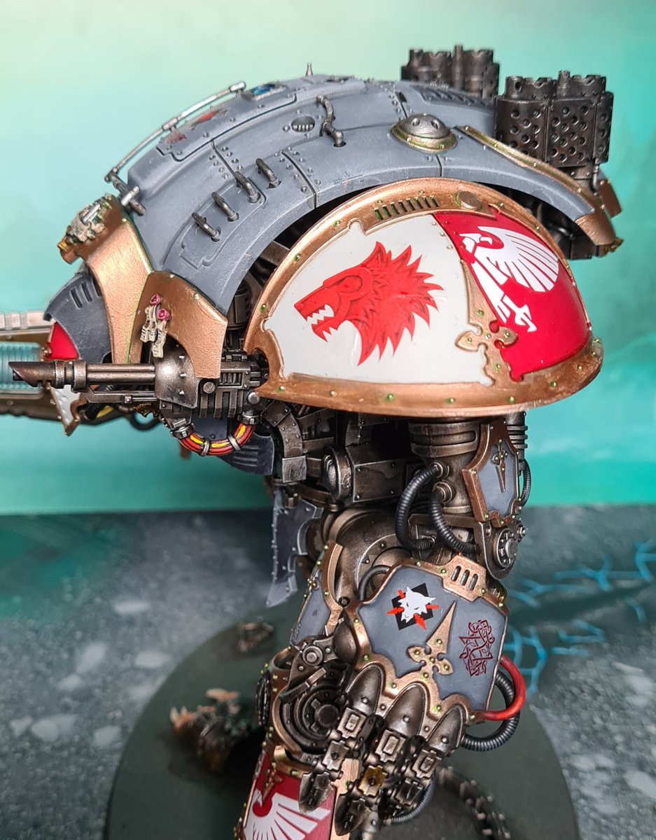 HandsVsWorld's tweet photo. Knight Preceptor Skjaldmær of the Noble House Nørskov.
#WarhammerCommunity #ImperialKnights #KnightPreceptor #KnightPilot #KnightHouse #Warhamner40000 #Warhammer40k #ArmigerWarglaive #HouseNorsko https://t.co/zSnctYtXRa
