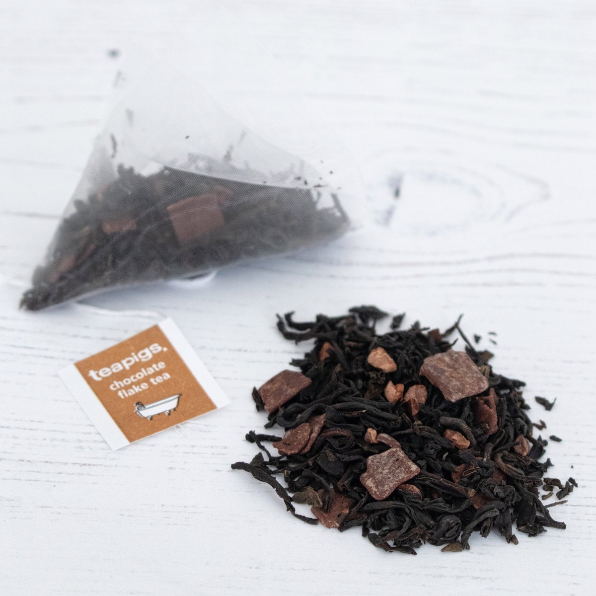 Tea and chocolate. Together. In one cup. A perfect partnership! 🍫

This is a black tea with a hint of dark chocolate. Delicious with milk for a little treat this Easter (and beyond!)

Head this way to get your hands on it > ow.ly/ae4G50IIqVL