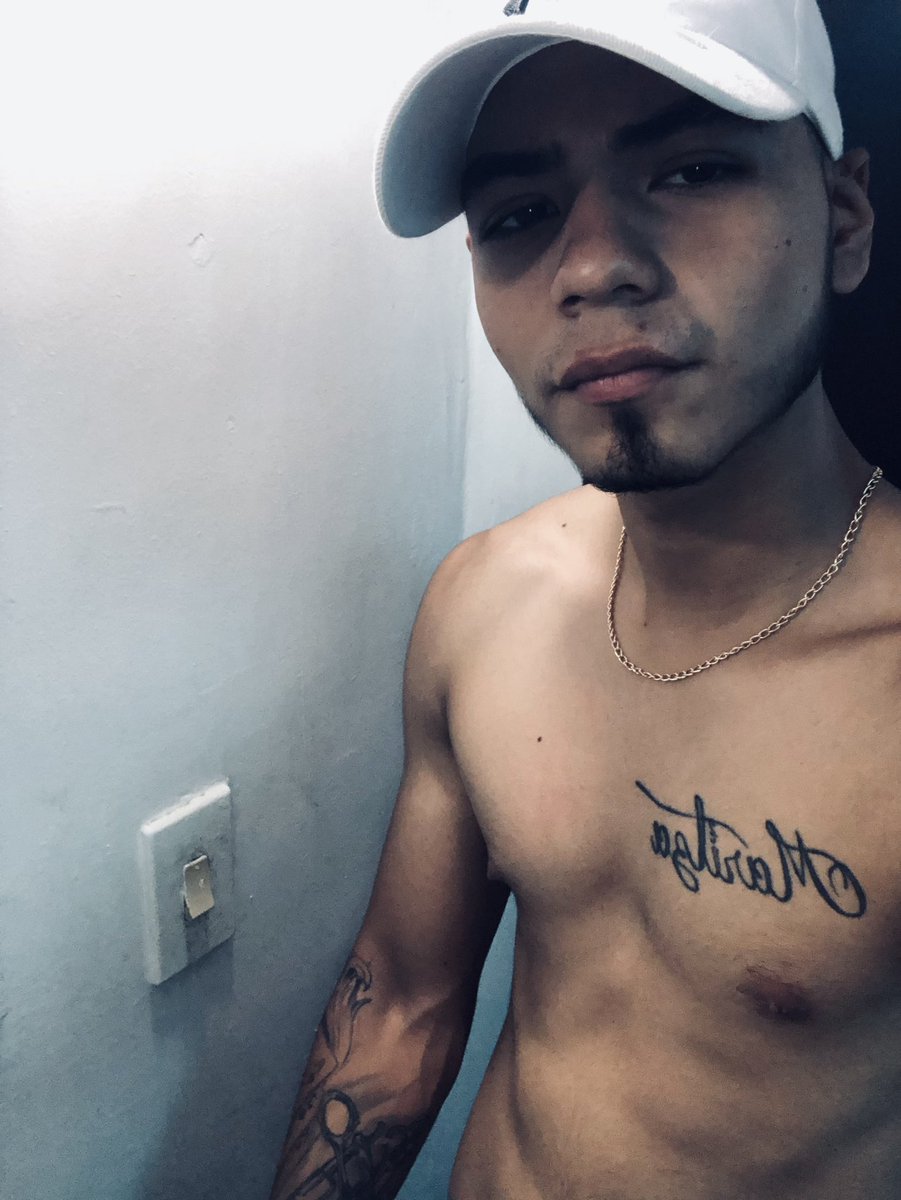 caspian2402's tweet photo. Hoy vamos a darle candela mi apa🔥💪🏼🏃🏻#fisico #fitness https://t.co/0AeKEc16UD
