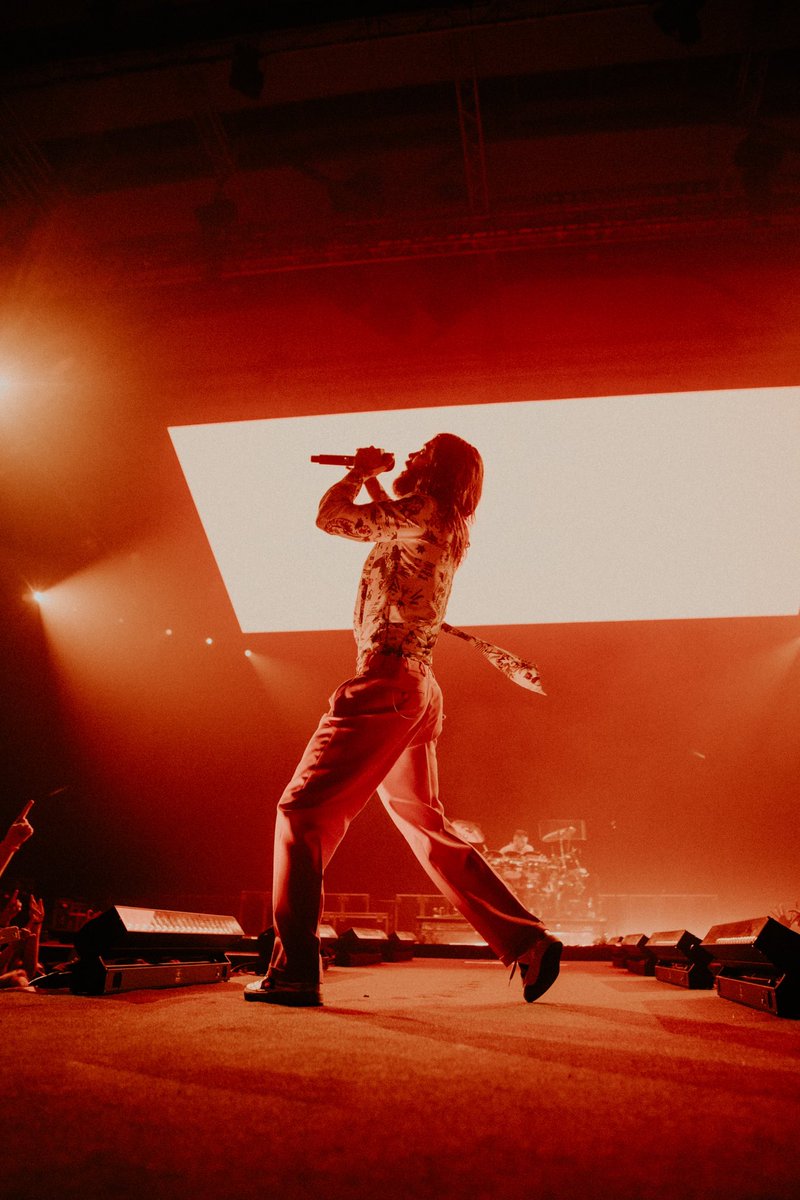 THIRTY SECONDS TO MARS tweet media