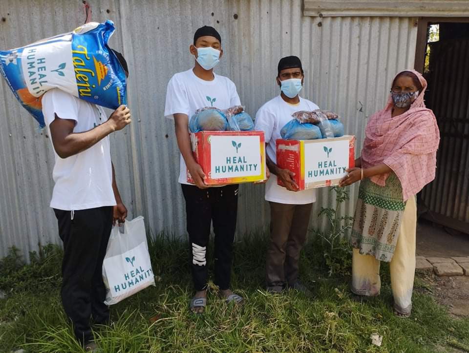 HealHumanityUK's tweet image. Food distribution continues in Nepal 🇳🇵

Your generous contributions are making a huge difference. 

Donate now - healhumanity.co.uk/product-catego…

‘TOGETHER WE CAN HEAL HUMANITY’