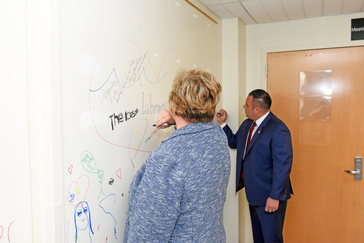 .@OsideNYLibrary is about to close its doors &amp; embark on renovation to expand services, opportunity &amp; prepare for the future.
Clerk Murray &amp; I stopped by to wish the team luck through relocation/construction.
Got to sign the #WallOfMemories, now a piece of #OceansideNY history.