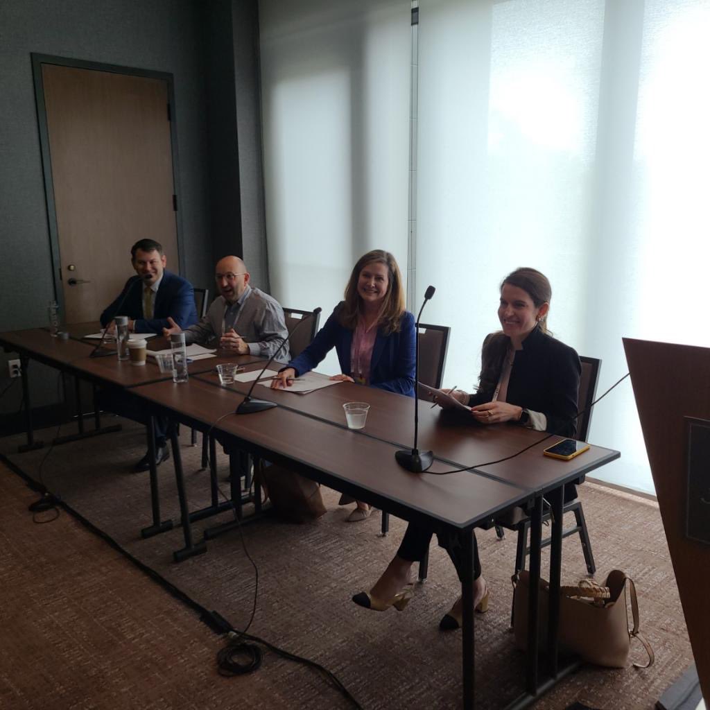 kobham's tweet image. .@TMobile GA’s own @Lauramacp11 participated on a key panel today on spectrum at this year’s @CCAmobile #MCS2022. Laura focused on the importance of @FCC’s auction authority for carriers large &amp;amp; small &amp;amp; discussed opportunities for improving govt interagency policy coordination.