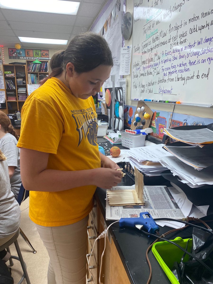 MMS_Panthers's tweet photo. Could you survive? #Design #ScienceSimulations #Huts #Rafts #Bridges #PantherPride #GreatDay2BAPanther https://t.co/zA1u7uTrF8