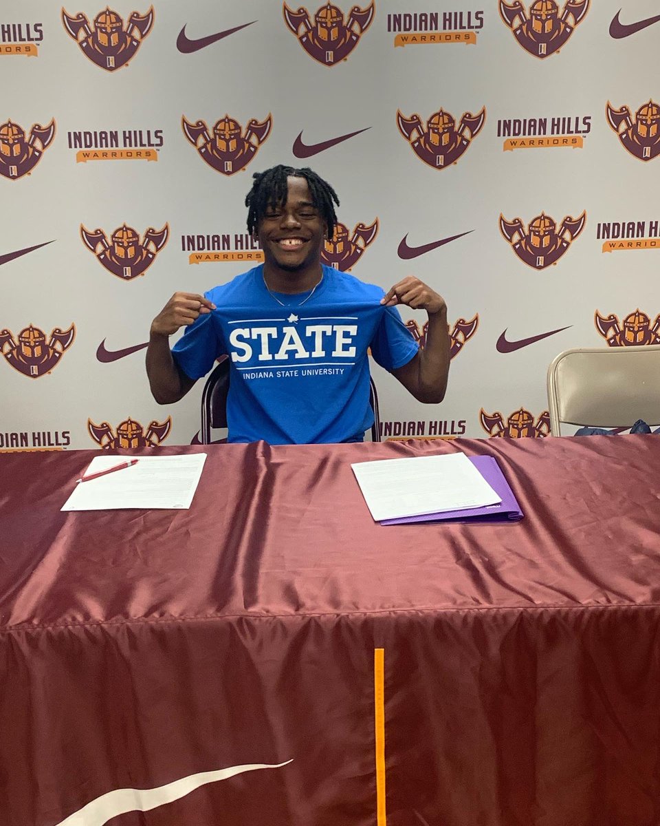 Congratulations to sophomore Isiah Thomas on his commitment to NCAA D1 Indiana State University!