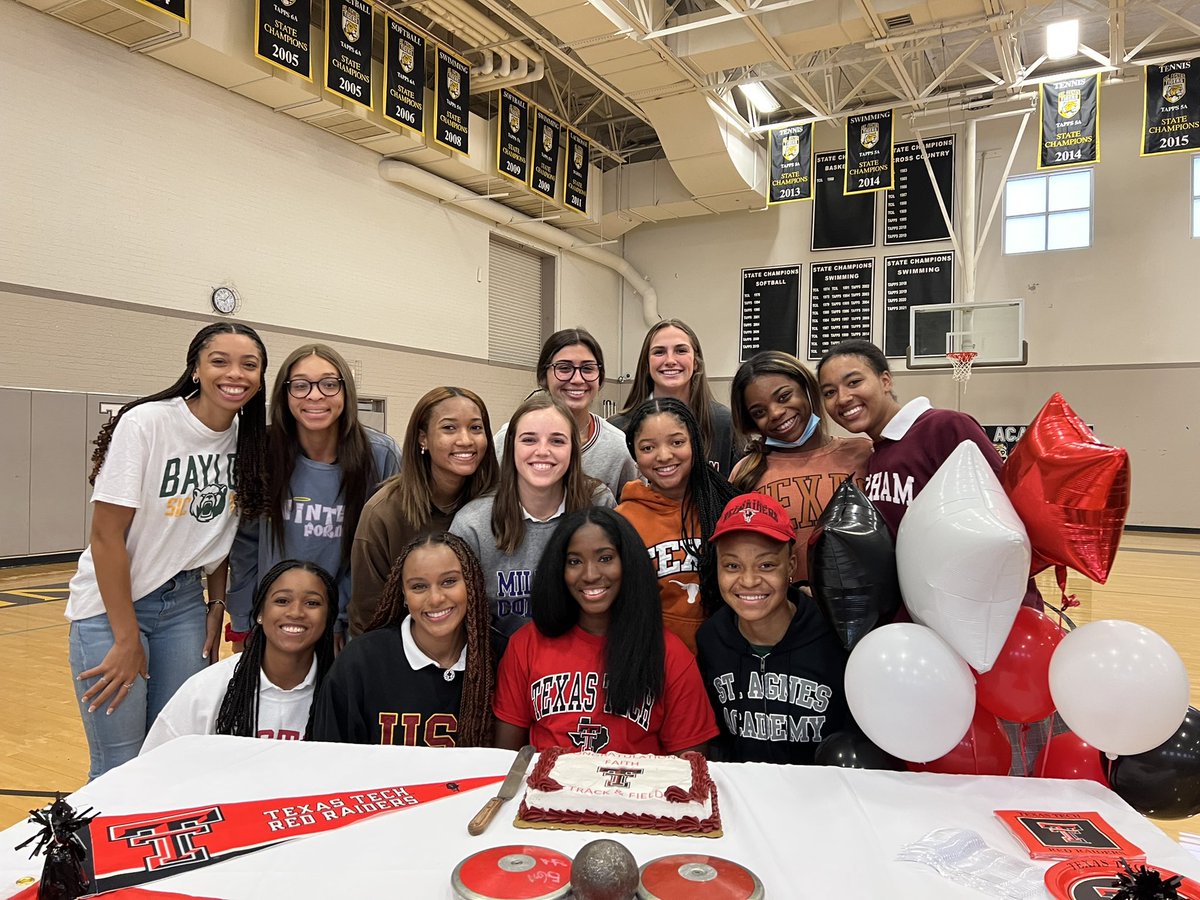 100% #Committed 😁❤️🖤