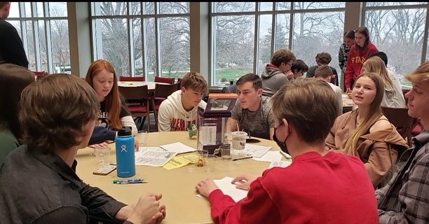 MinSue44's tweet image. Little Hawkeye Conference Math Contest! 
Our kids did great! Congratulations to The 11th grade team who placed 1st and Leo Friedman tied for first place in the junior category! Way to represent NHS! RedPride! @CardinalAD