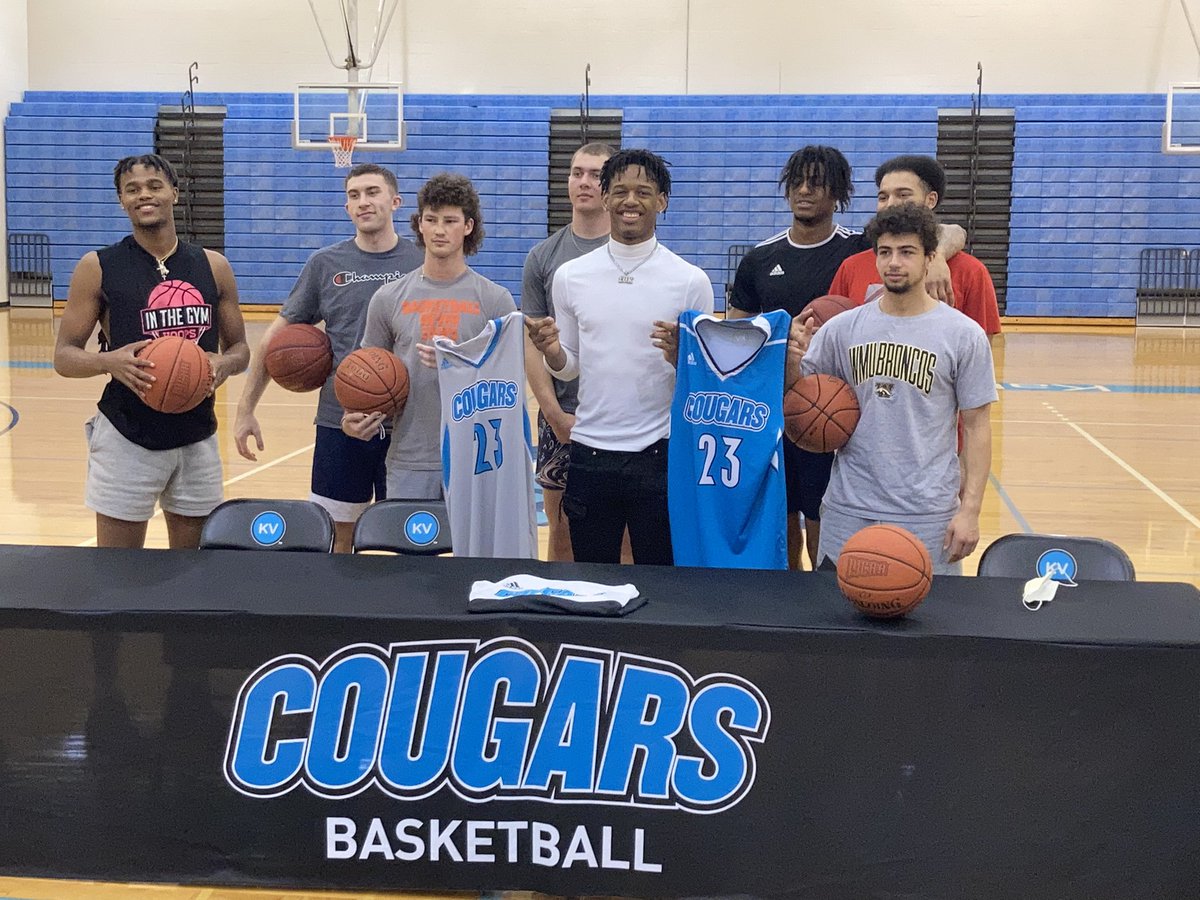 kvccbball's tweet image. ‼️SIGNED‼️

Your Cougars officially add Jaylin Fox to the roster for the ‘22-23 season! Welcome home!