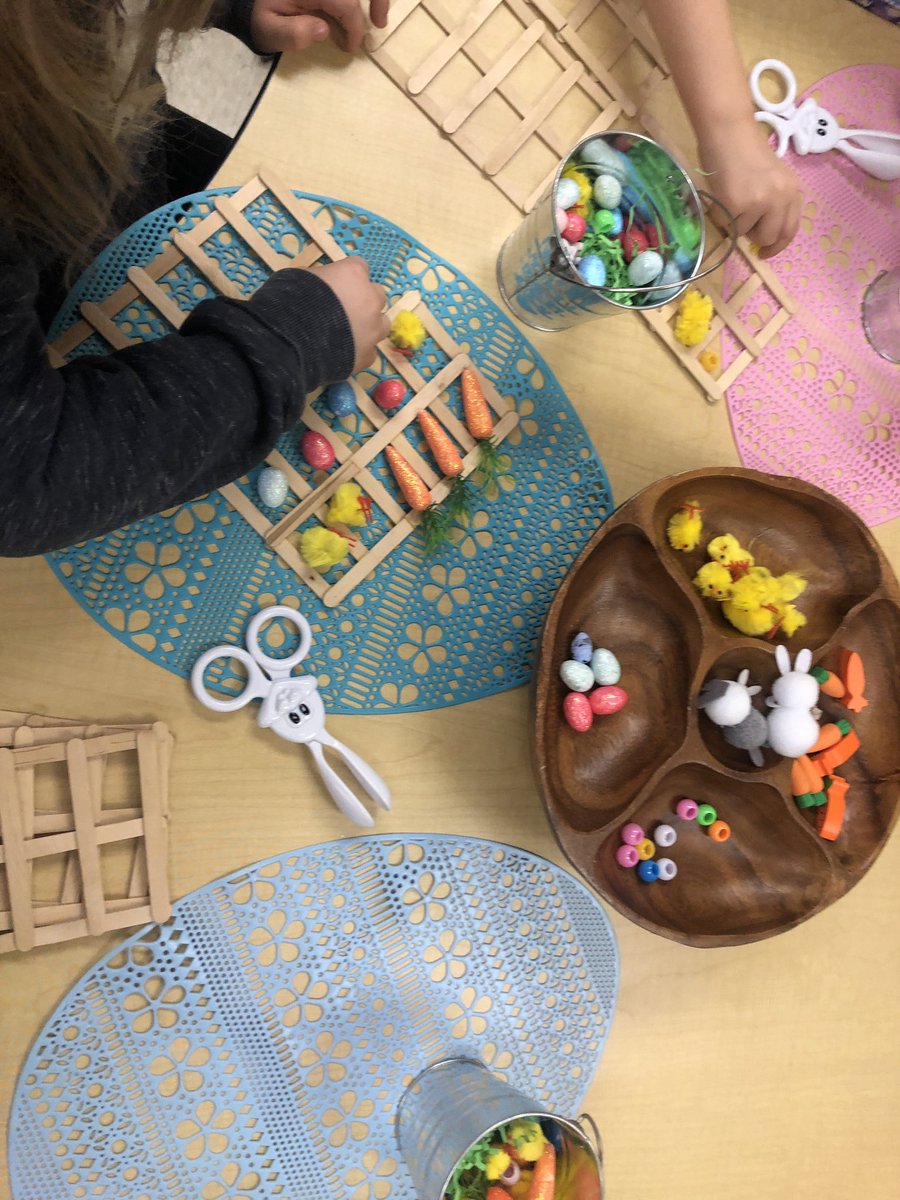 FDK_Lightning's tweet photo. Making Easter potions and using ten frames to count all the ‘ingredients’! #Easter #mathbehaviours #invitationtocount #kindergarten https://t.co/c7NT2GM4QT