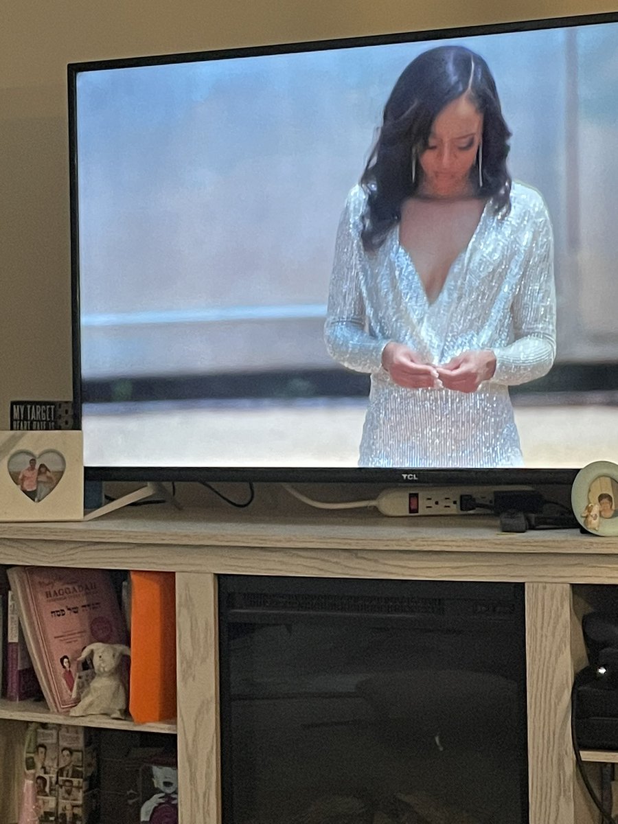 #theultimatumReunion they didnt have enough in the budget so they’re having them meet in a trailer park….?