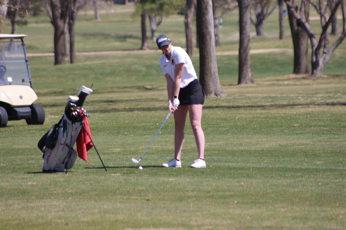 A bit delayed, but both the Men and the Women ended up 3rd in the team race for our home invite <a href="/Lochland/">Lochland CC</a>. Day 2 was quite the adventure with the wind howling all day!

Individually:
@cyzacrayten finishes T-3 (71-78)

<a href="/mloseke123/">Mackenzie</a> finishes in a solo 3rd (83-84)