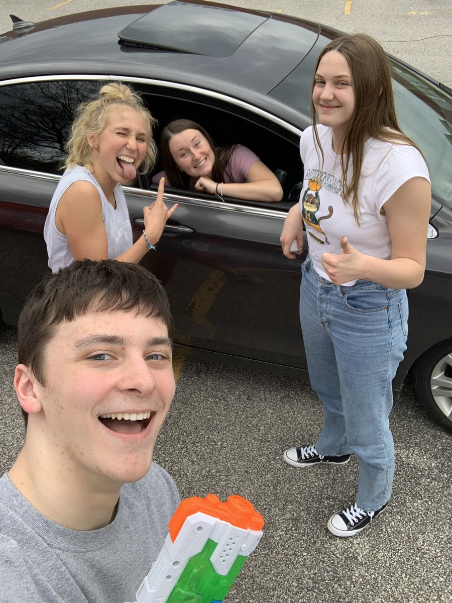 after waiting for two hours, chloe and connor have eliminated ella and sophie
💦stay safe💦
