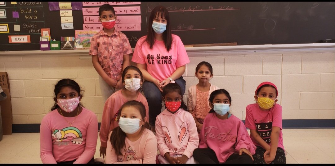 a_scarafile's tweet photo. Day of Pink! @BrandonGatePS https://t.co/oONZ8443hA