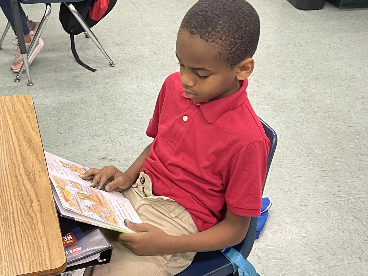 D.E.A.R Day was April 12,2022, and <a href="/PinewoodL/">Pinewood Elementary School/N. Lauderdale</a> made Beverly Cleary proud! @BrowardLiteracy @BCPS_Cadre4