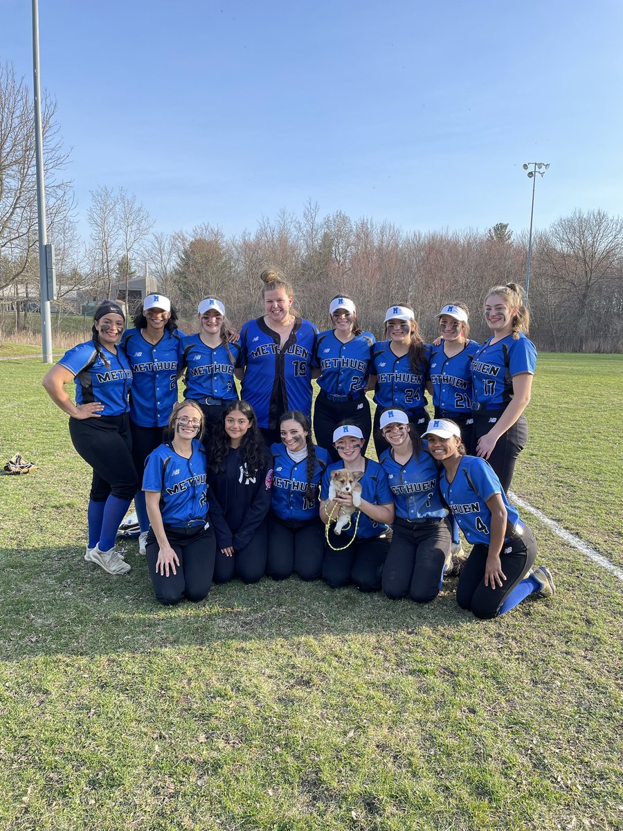 Great opening day….with some support  from our little Rangers and Dublin 💖🥎💪🏼