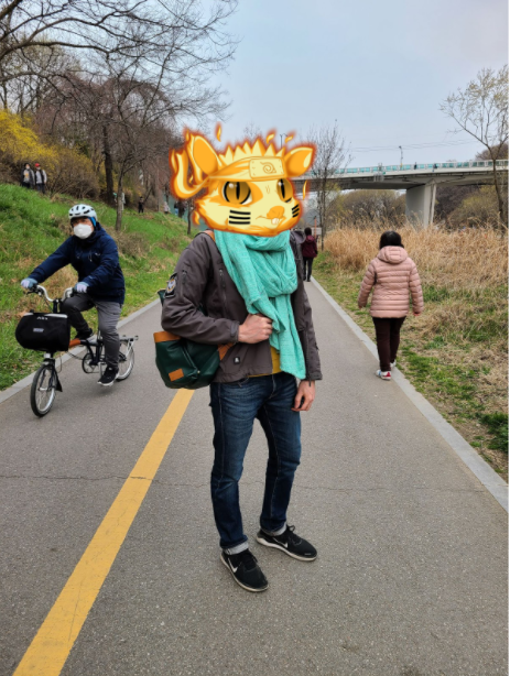 MephistoGame's tweet photo. Let's show our Gliders to everyone
Replace your head in on of your photos with a Glider head, post your photo with hashtags #sugasuga #gliderhead and get a chance to win a free Sugar Realm NFT!
More details in our discord: https://t.co/RhkYWftYqP
Let's see what you got Gliders https://t.co/bqbMKxamof