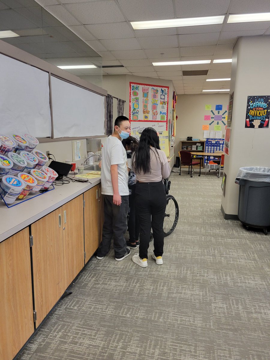 WheresMsBrown's tweet photo. ACP students were supposed to go to field day today but it was canceled. In addition to the fun stuff the teachers planned we got some movement in in art &amp; explored different materials through an "art scavenger hunt." #SpecialEducation #adaptiveart @OPS_SouthHigh https://t.co/7avlycJx2K