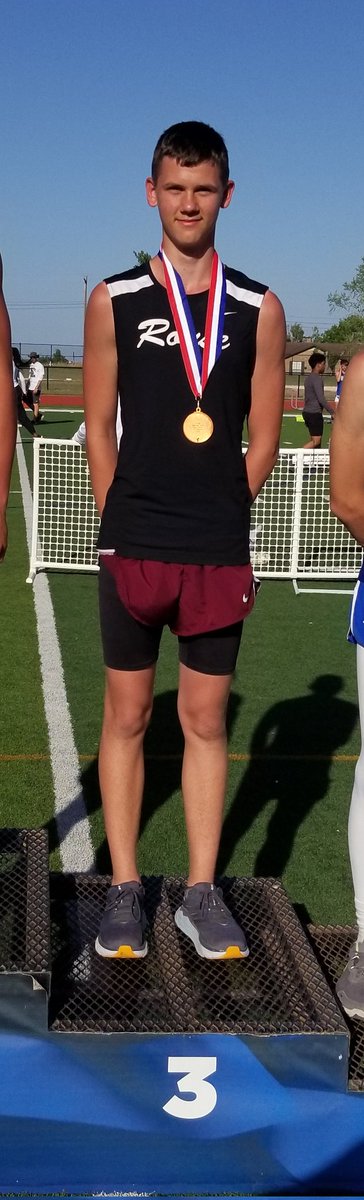 coachkellison63's tweet photo. Learn the Name. Parker Brown, Area qualifier in Pole Vault. Congrats Parker. Proud Coach! @Rouse_Track @RouseXCTrack https://t.co/fuQ3GXkl3N