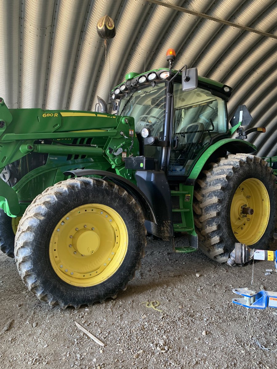 jpcnott's tweet photo. Selling a 2013 John Deere 6190R. 2447 hours. It has clamp on duals and grapple ready. Asking $181000. https://t.co/kncDqQmOwv
