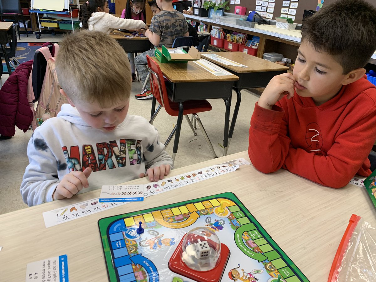 DLevitt11's tweet photo. These mathematicians know how to work and play hard during East School Enrichment! Math Rocks! @24Kath @CZawatson @east_enrichment #proudtobLB https://t.co/XjoYNBTfVx