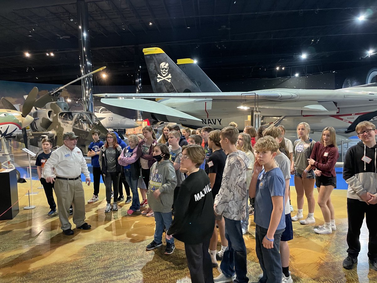 RockyStamos1's tweet photo. Our 7th graders spent a wonderful day at the Kalamazoo Air Zoo! #relationshipsfirst #plainwellms #plainwellschools https://t.co/B1VcN4yzxW