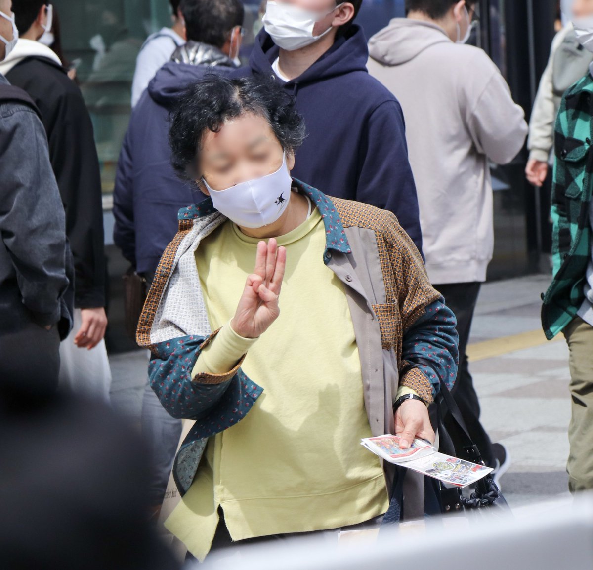 TryTogetherAtJ1's tweet photo. We TTAJ undertook our weekly pamphlets and tissues sharing activity on previous week Saturday (2022/4/02) at Ikebukuro Station and on this week Saturday (2022/4/09) at Harajuku Station.
#WhatsHappeningInMyanmar 
#2022Apr14Coup https://t.co/3fIJsuFncV