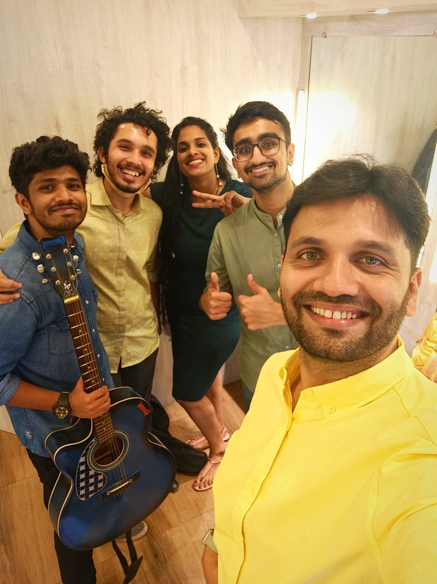 Few lab members &amp; I performed a little gig at the <a href="/ACTREC_TMC/">ACTREC-TMC</a> annual day yday. Bollywood medley with peppy songs &amp; guitar support by my student Yash! It was fun to jam with lab peeps! 
#AcademicTwitter #science #AcademicChatter #ScienceTwitter #culturalfest
