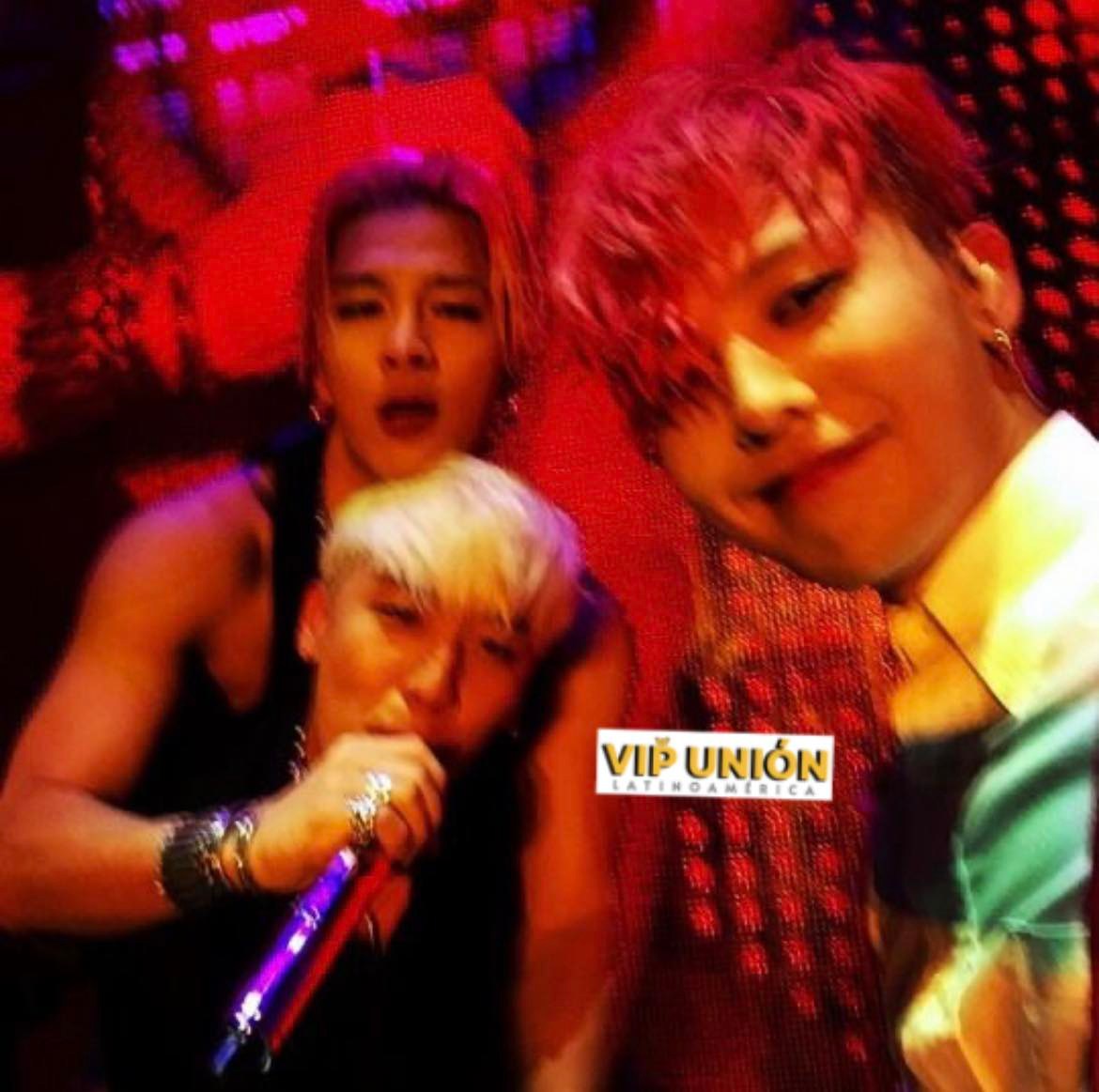vip_latam's tweet photo. #SELFIESVIP
🔥El cultivo de una amistad verdadera no se hace en tres días: necesitas años de tiempo y confianza.🤳.
BIGBANG ON BILLBOARD
STILL BIGBANG AND VIP
#BIGBANG_StillLife
#BIGBANG
#BIGBANG_BILLBOARD https://t.co/bHy6EJE5yO