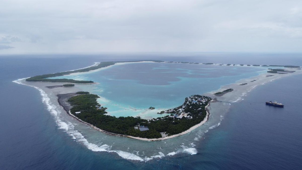 33Below's tweet photo. Another day, another Pacific island connected to the internet, and another spectacular drone photo.
Project: #Tokelau Domestic 🇹🇰
Customer: @TeletokT 
Supplier: @ASN_Comm 
Vessel: Ile de Re (#OMS)
Location: #Atafu
Date: 09-Apr-22

#submarinecable #cable #cableship #lifeatsea https://t.co/XIA5i3IfNp