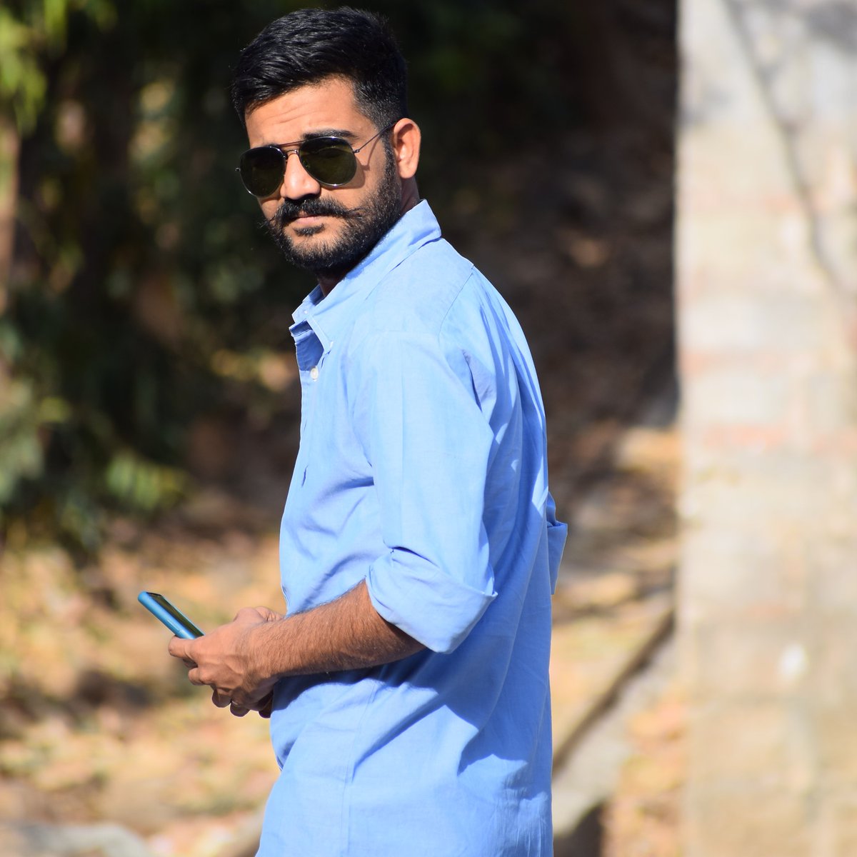 GopalSo29253387's tweet photo. #NewProfilePic https://t.co/eI7ooKqDA3