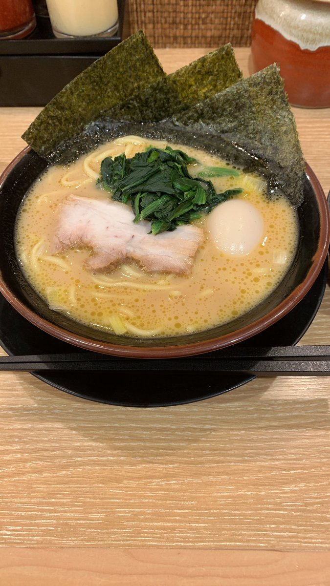 久しぶりにこってりラーメン。。。
#ぎん家　#名古屋ラーメン
