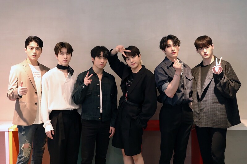 kvibe_yonhap's tweet photo. #INTERVIEW🎙️ #Kpop group #JUSTB says “We are 'Unlimiters' with no limits” ... drops new album #JUSTBEGUN today!! ✨💝😍

#JUSTBcomeback #JUST_BEGUN 
https://t.co/McUtf0oXdy https://t.co/1RHOsCUuzq