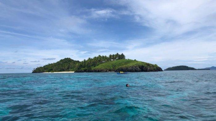 Tribun_Manado's tweet photo. Keindahan pantai dan pemandangan bawah laut Desa Para Lelle di Sangihe, Sulawesi Utara .
https://t.co/Yx6ZDyVlZV.
via @Tribun_Manado
#infowisataindonesiatimur #InfoPantai #pantaipasirputih #BapontarSangihe #bapontarsulut #bapontarmanado #backpackerindonesia https://t.co/R8LYwKPiXD