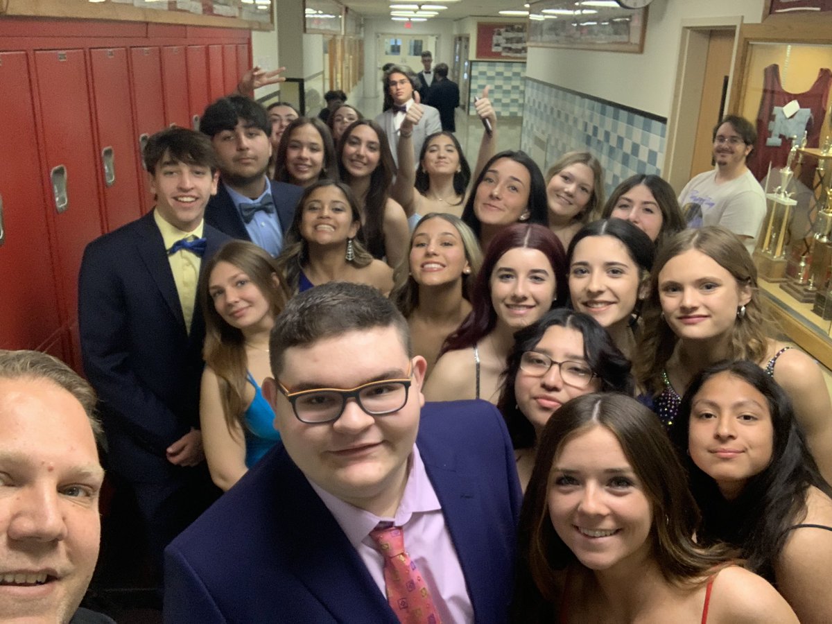 Mineola High School tweet media