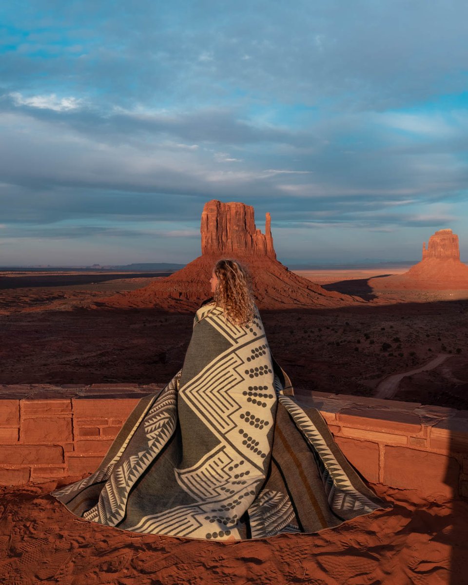 Heartprint Threads tweet media