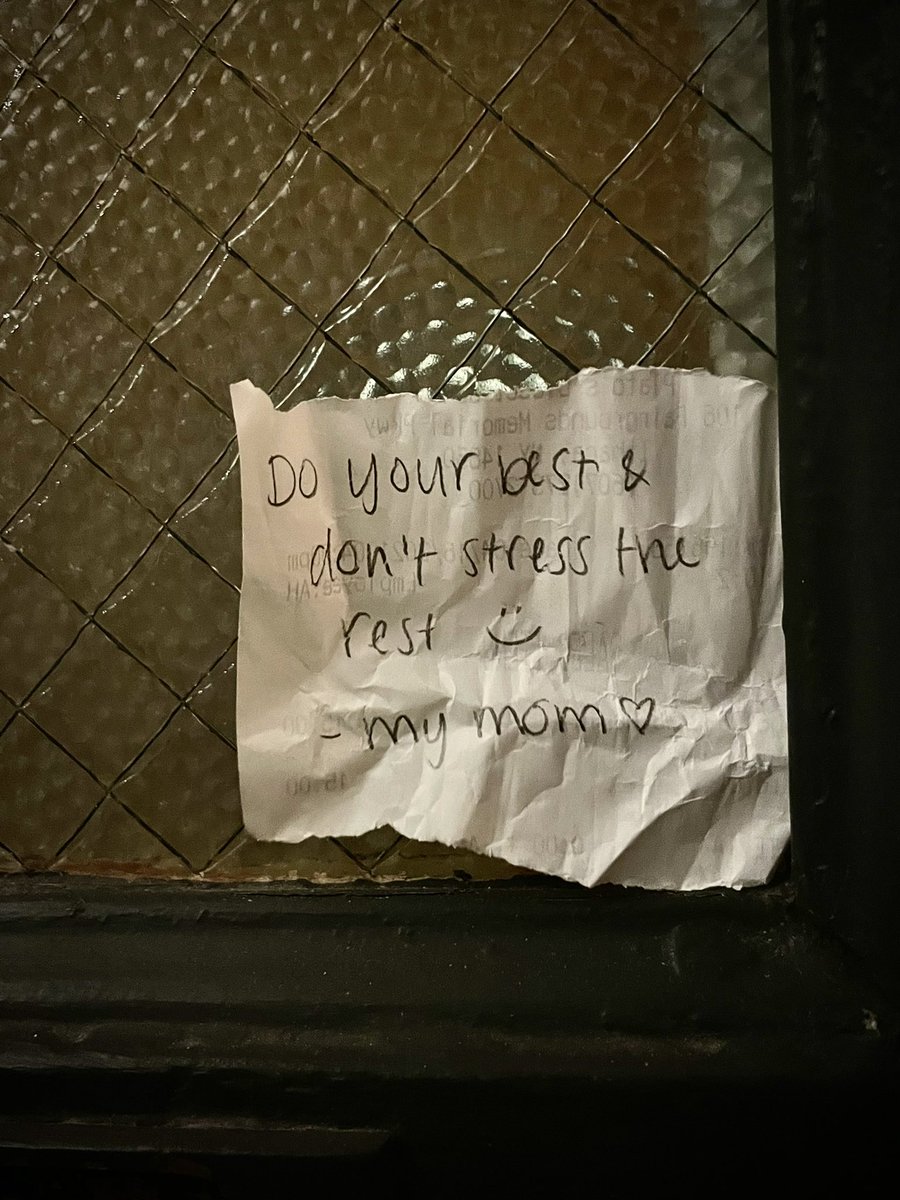 watershedithaca's tweet photo. “Do your best &
don’t stress the
rest :)
- my mom <3”
#wallnotewednesday https://t.co/s2nhtnEQYo
