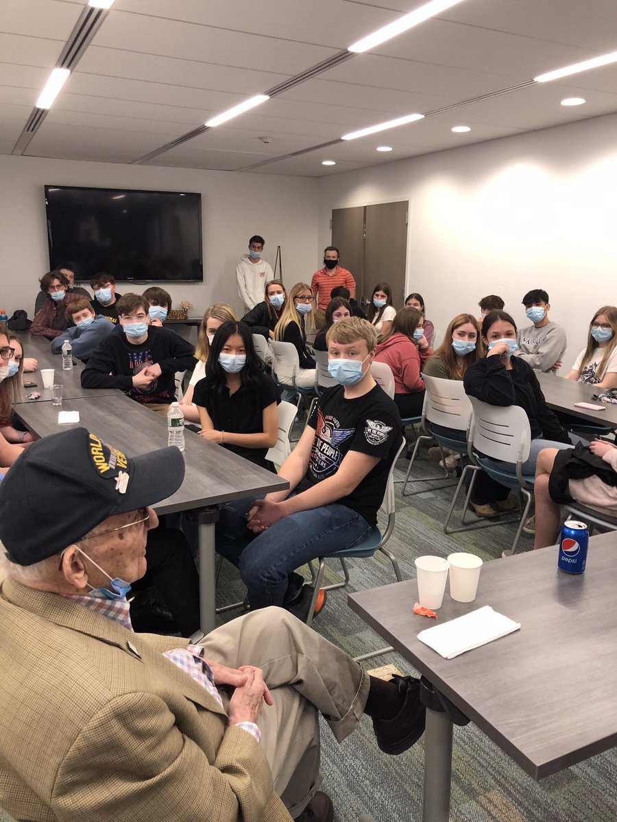 NovrockiM's tweet photo. #Knight_Vision3 @LLSDKnights 
Members of this year’s and last year’s Holocaust classes at LLHS, as well as other members of the Senior class, met today with Paul Galan, a Holocaust survivor, and Alan Moskin, a concentration camp liberator.  A rewarding day for all !! https://t.co/tTjpYkWh2s