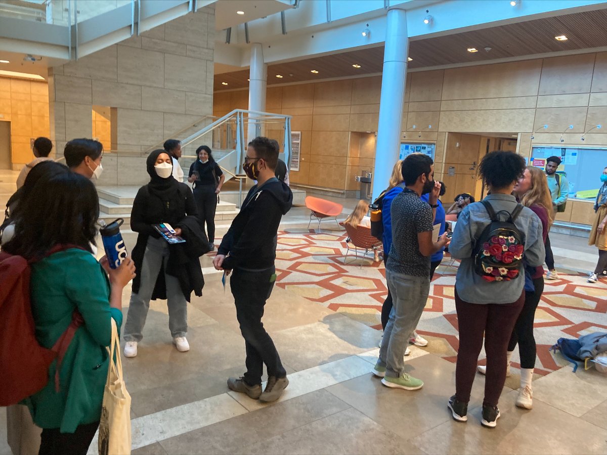 alumniUCSF's tweet photo. We were so happy to host the in-person reception for this year's Last Lecture featuring @danne_phd as students ended their evening with delicious baked goods and an opportunity to join https://t.co/3IwcS75TZ2,
@UCSF's official online networking platform! #UCSFproud #UCSFConnect https://t.co/Y9LPl7E8IF