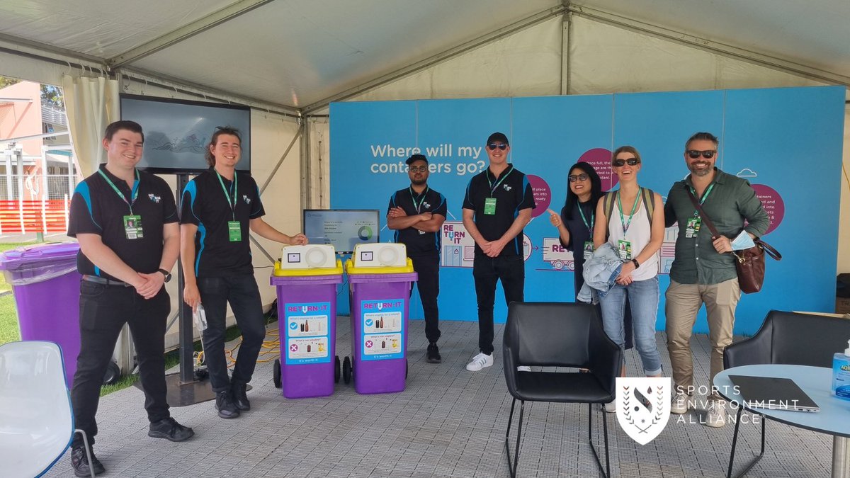SEA_theChange's tweet photo. Last week, the #SEATeam got among the action at the #F1 #AusGP.
We #enviroloved learning more about some of #SEAMember @ausgrandprix' incredible sustainability {pilot} projects.
Congratulations on delivering such an amazing event!
#SEA_theChange #NoPlanetNoPlay https://t.co/Eb16ZGsrQ2