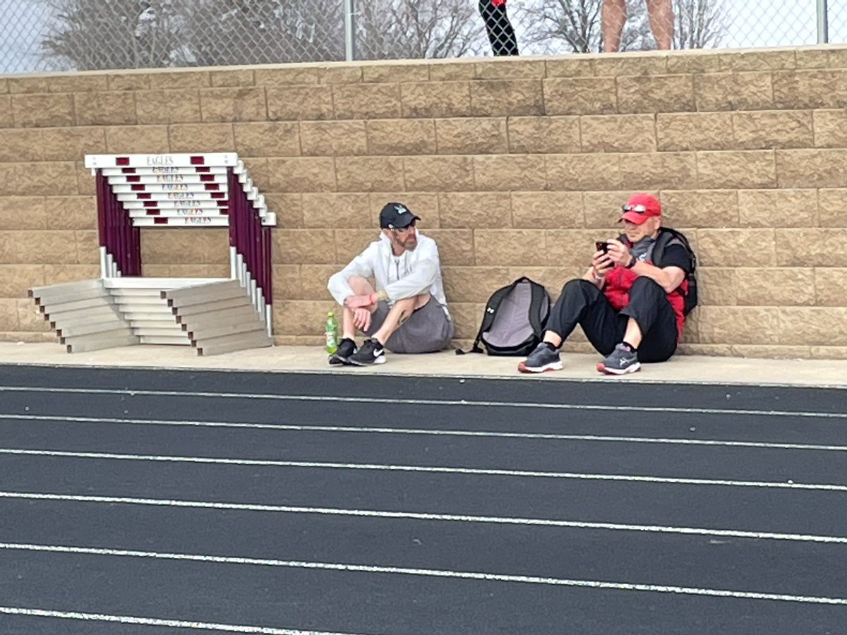 PellaDutchXC's tweet photo. Forgot to post last night: here is @coachvhow finding a place out of the wind 😎#PCCoed @PellaActivities @PHSdutchtrack https://t.co/Z78oESypio