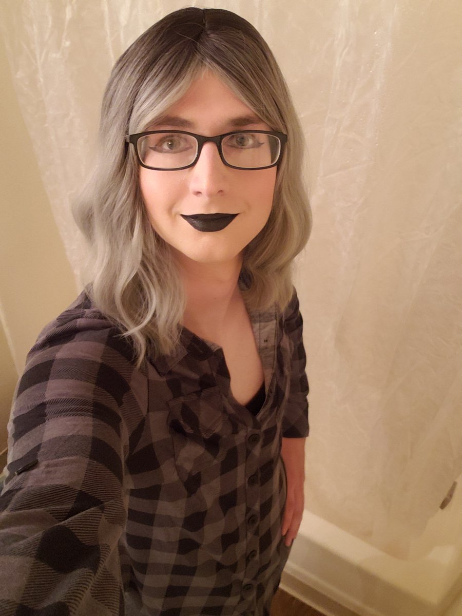 Cassy_MTF25's tweet photo. Last 4 for now #sissyclit #cagedboi https://t.co/wYgKieGY1K