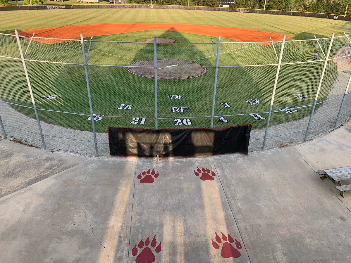 The UG baseball field is ready for Senior Night! Join us tomorrow night to celebrate our 9 Seniors! Ceremony at 5:00pm-game following! Big Region game vs Woodland. #classof2022 #onegameatatime