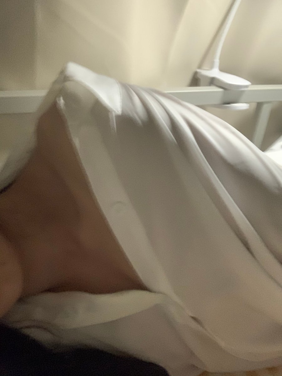 xiaoye20527's tweet photo. 喜欢这件睡衣吗？
#邯郸 #邢台 https://t.co/E7HfY4qnI7