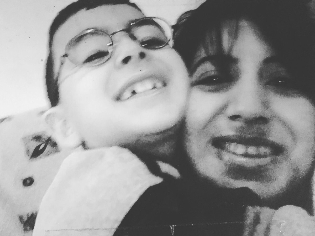 BarissOguzhann's tweet photo. Bir gece bir telefon gelir. 
Karşıda ki ses “Barış” vuruldu der. 
Ve o anda bildiğin bütün hayatın yok olur. Geriye sadece acı, özlem ve öfke kalır.

#BarışKerem
#BarışKeremOğuzhanErkul https://t.co/sS2L8XW5M8