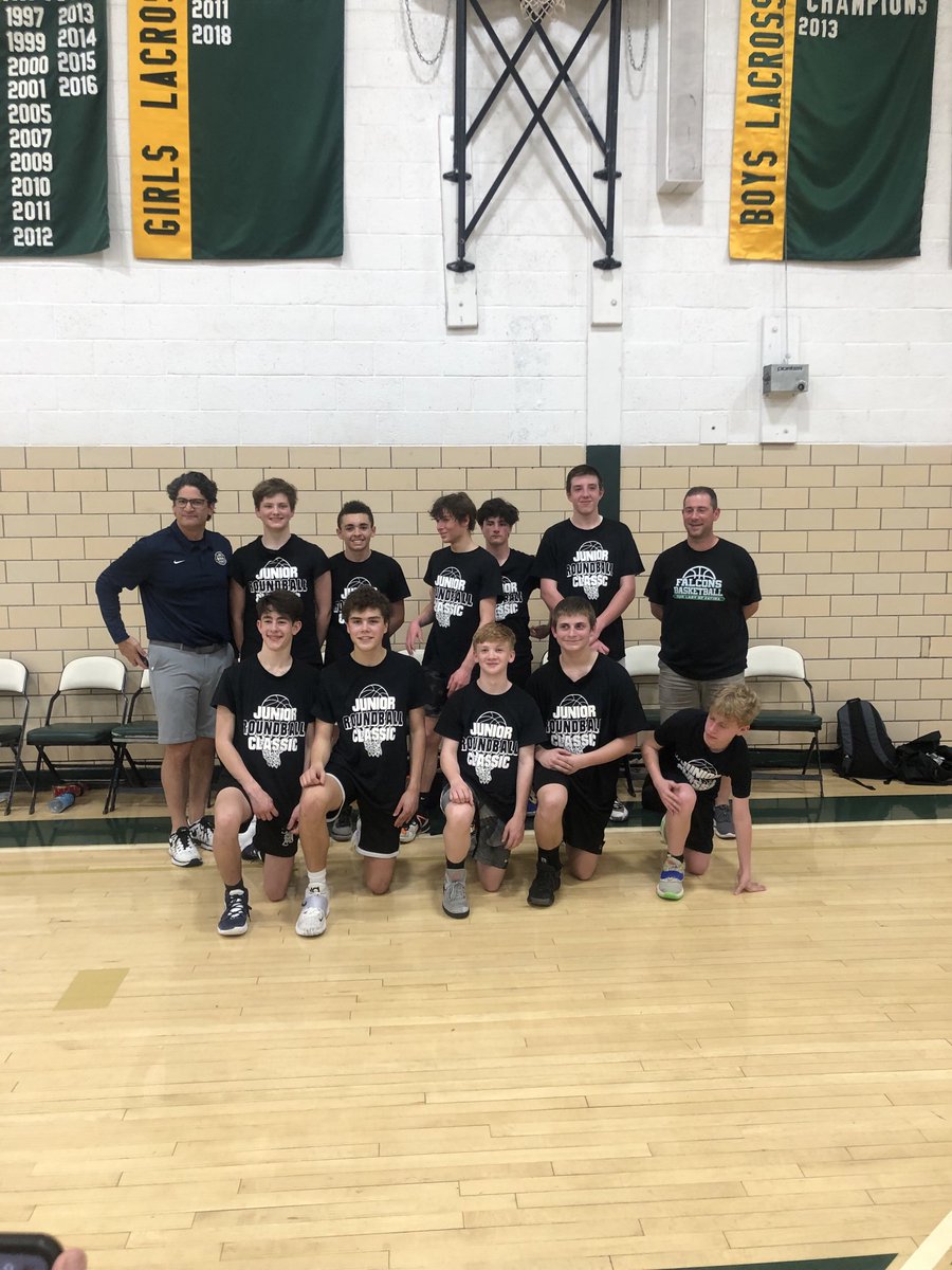 pccallaghan's tweet photo. Congrats Jr. Roundball Classic Champs! Thanks ⁦@slshoops⁩ https://t.co/a62yWnfgiF